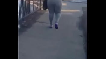 Jiggling booty in tight grey sweats