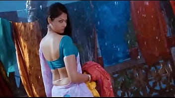 Hottest South Indian Actress Wet Hips Saree in Rain - https://free-hot-girls.ml/