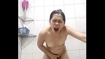 Asian Wifey, Miss Bea shows off her sexy ass and fucks herself silly being an obedient Bitch!